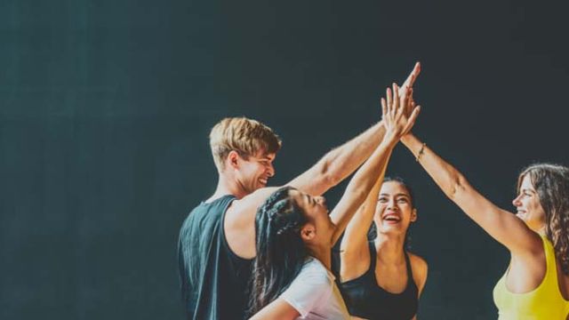 Section.OfferEmployee.alt.picture-upfeel-us